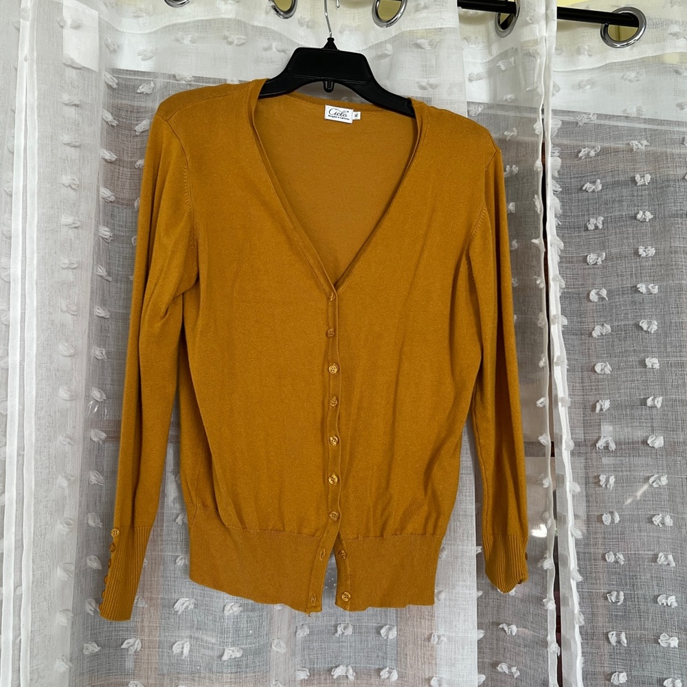 Beautiful lightweight mustard cardigan